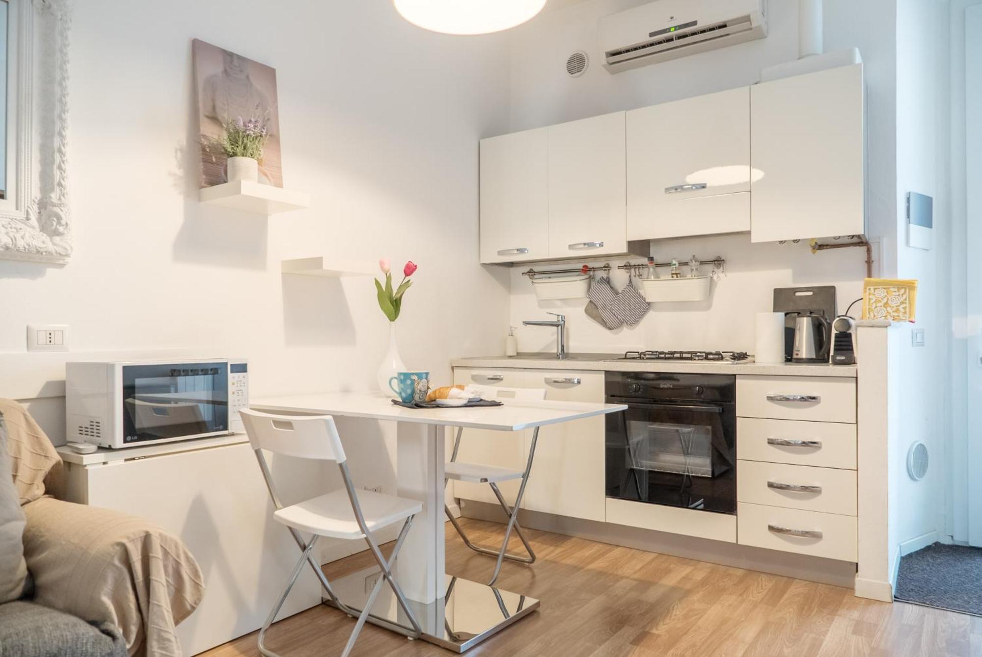 Ferienwohnung Charming Milanese Aparment Exterior foto